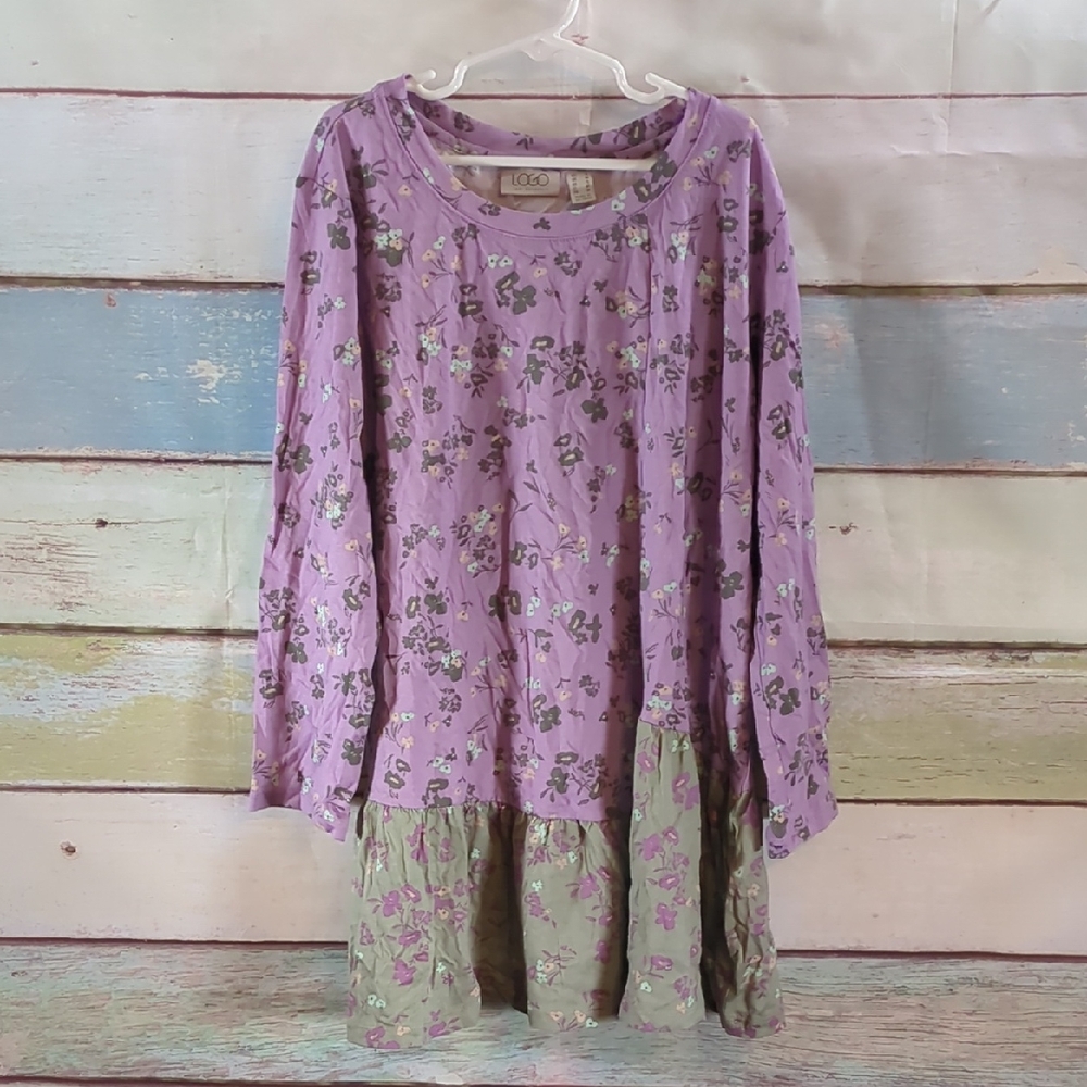 LOGO by Lori Goldstein Lavender Floral Top